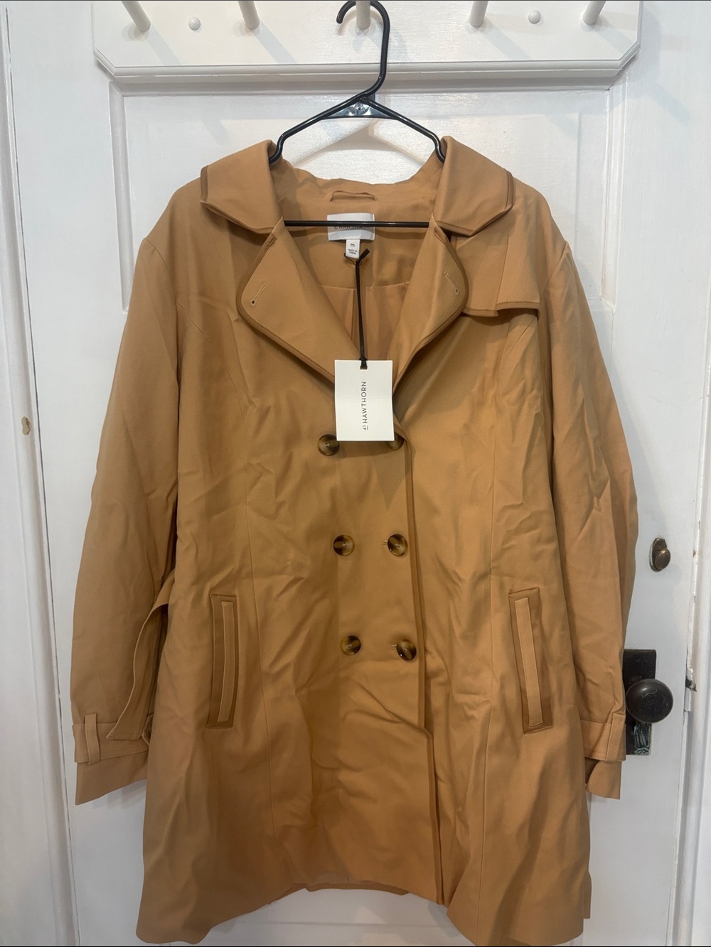 41 Hawthorn Double-Breasted Trench Coat in Camel